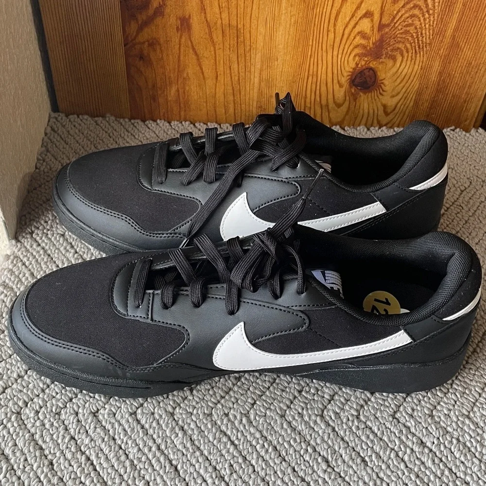 NIKE Women’s Terra Manta Athletic Sneakers